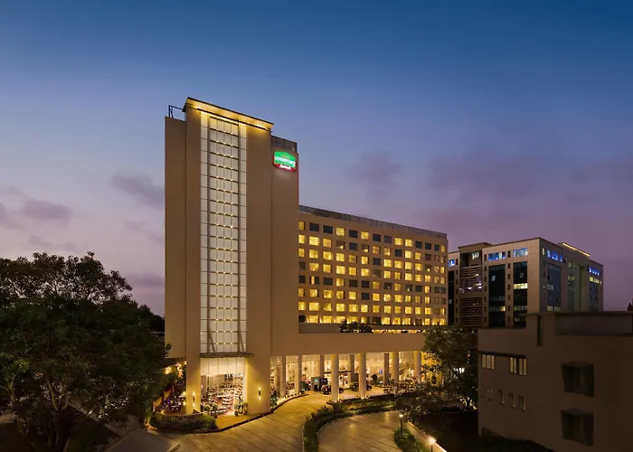 Courtyard By Marriott Mumbai International Airport